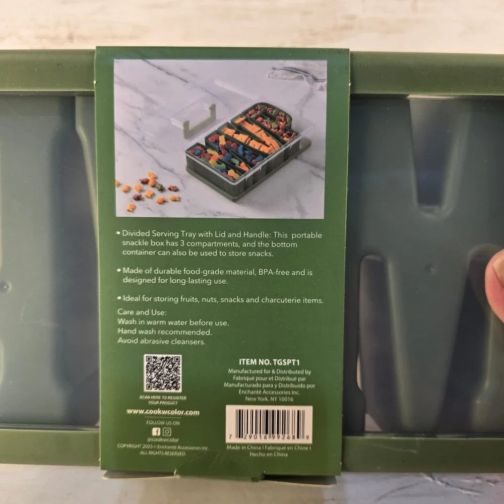Cook With‎ Color MVP Snack Box Divided Serving Tray On-The-Go Snackle Box Green